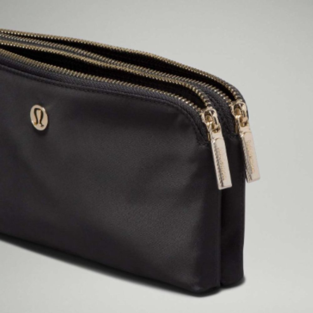 (2374/75/76/77/78/79) 🍋 NWT LULULEMON CURVED WRISTLET **sold out online - Picture 5 of 5